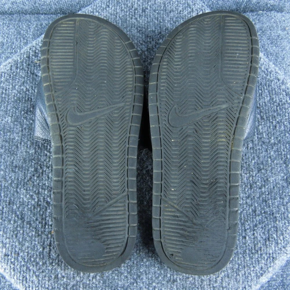 Nike  Men Slide Sandals Size 8 Medium Black Synthetic‎ Slip On